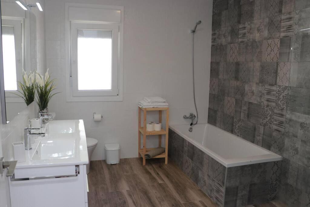 Apartamentos Rurales 科尼尔-德拉弗龙特拉 外观 照片